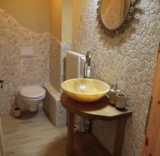 Kristallhaus Anno 1438 Apartment